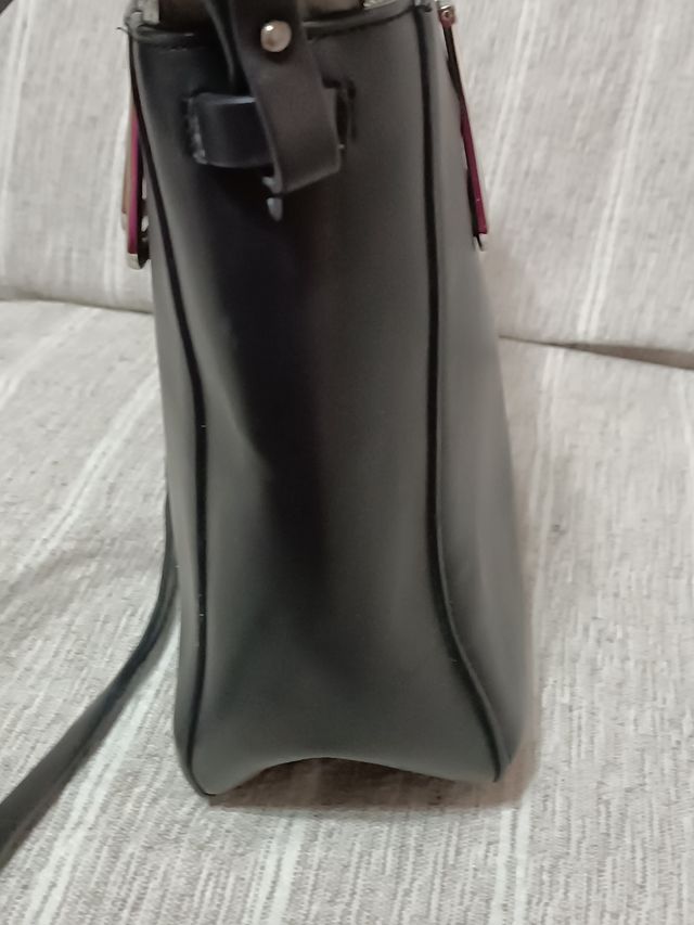 Borsa a tracolla nera e a mano Zara Basic