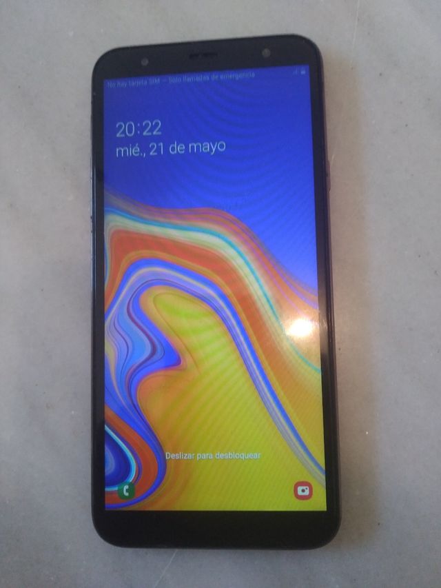 Teléfono Samsung J4 Plus Dorado