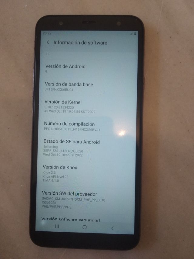 Teléfono Samsung J4 Plus Dorado