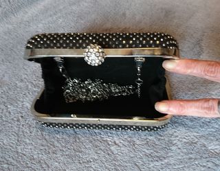 Clutch fiesta negro pedreria