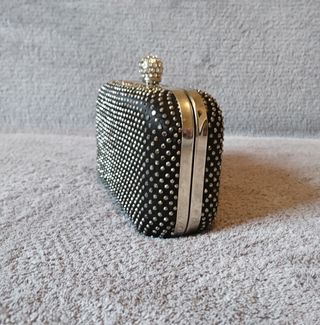 Clutch fiesta negro pedreria