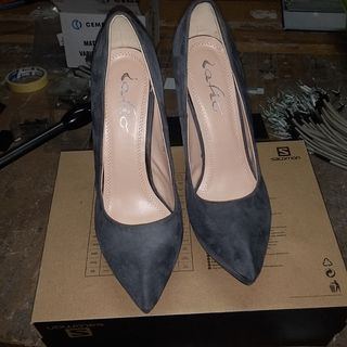 Scarpe tacco grigio scamosciato 38