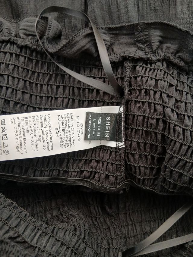 Top negro SHEIN nuevo