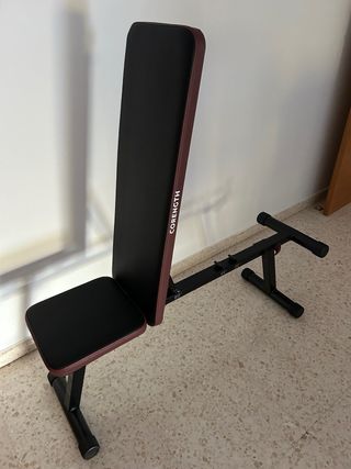 Cinta correr Reebok ZT4.0 y banco musculación.