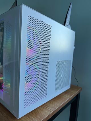 PC Gamer RGB - Torre Blanca
