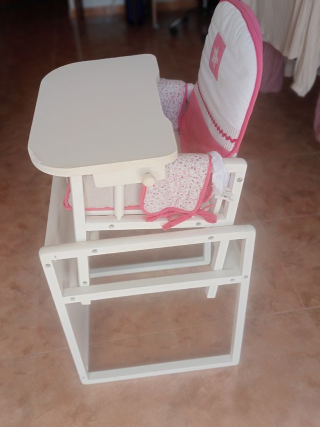 Trona in legno. Non si effettuano spedizioni