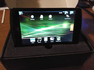 Archos 5 - 8GB Internet Tablet with Android
