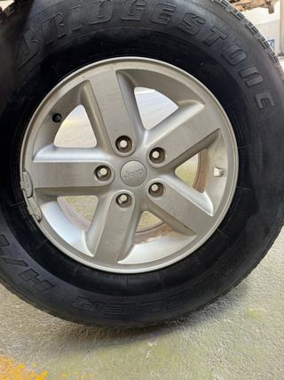 Llantas Jeep Wrangler 16" originales