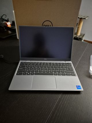 Portátil Dell Latitude 3320