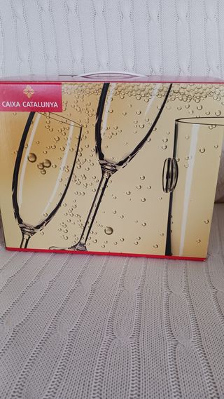 Copas champagne y cubitera