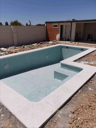 PISCINAS DE HORMIGÓN PROYECTADO 