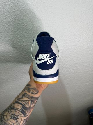 Nike Air Jordan 4 ‘Navy’