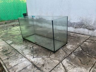 Acuario de vidrio 100L 