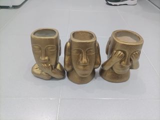 3 Maceteros -  Tres estatuas de la isla de pascua