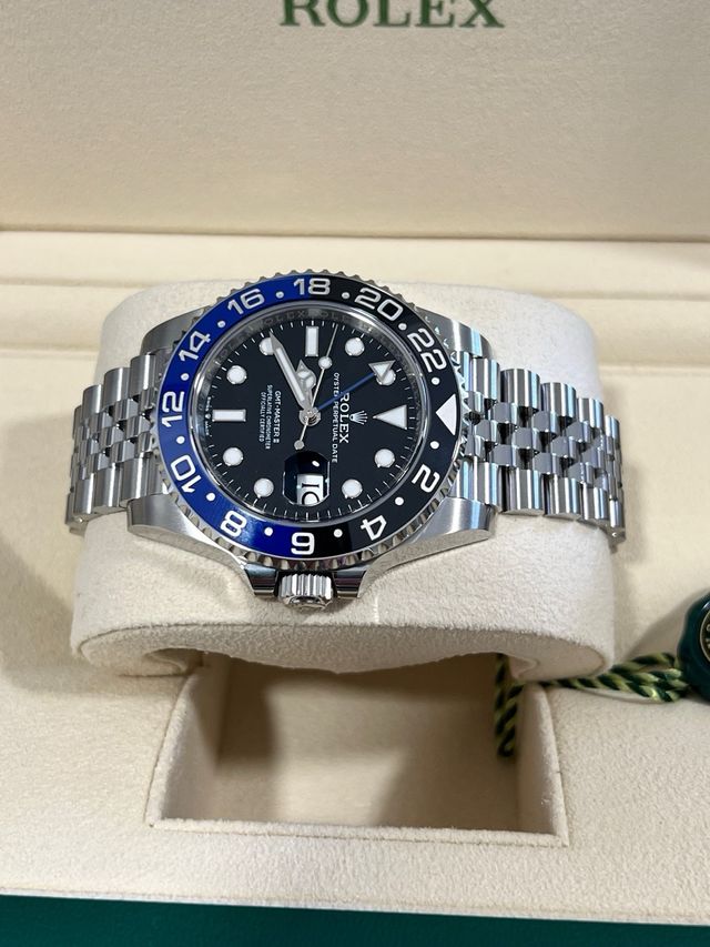 ROLEX GMT-Master II Batman 126710BLNR