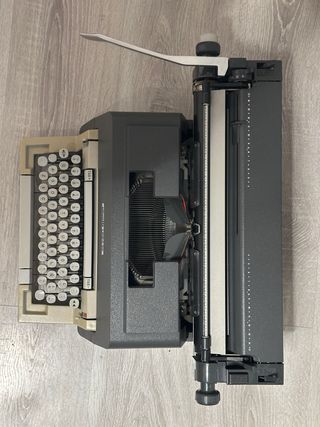 Olivetti Linea 98 - Máquina de escribir vintage