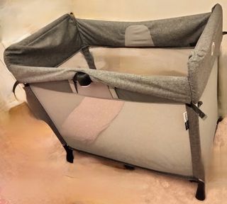 Cuna de viaje Bugaboo. Regalo colchón grueso.