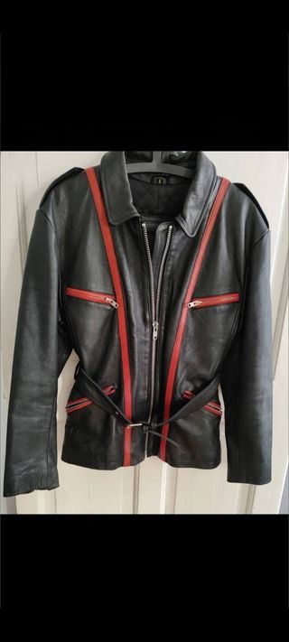 Chaqueta cuero roja