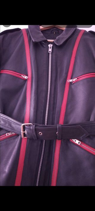 Chaqueta cuero roja