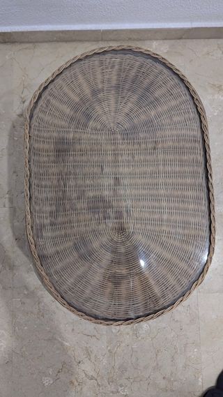 Mesa auxiliar vintage, elefante de mimbre