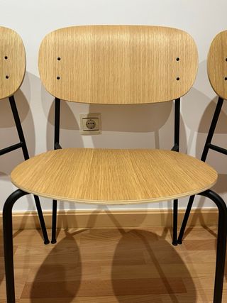 Sillas de diseño marca Decotique en madera y metal