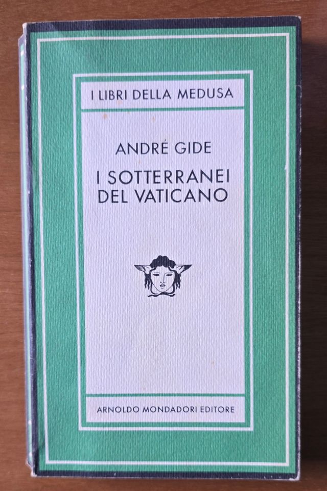 I sotterranei del Vaticano André Gide Mondadori 79
