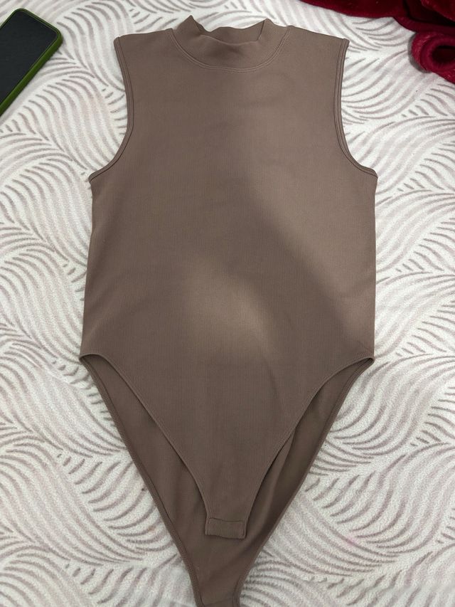 Body Primark marrón talla M