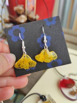 Pendientes d flores naturales hechos a mano,únicos