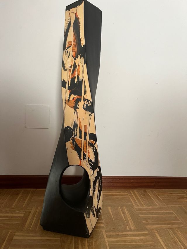 Jarrón cerámico abstracto