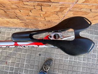 Cuadro Pinarello Carbono más extras