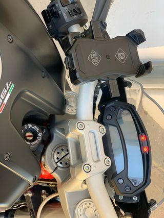 Ducati Monster 796 - Impecable