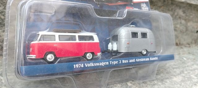Volkswagen Type 2 bus  1:64