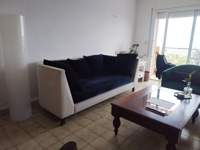 Divano a 3 posti beige e blu