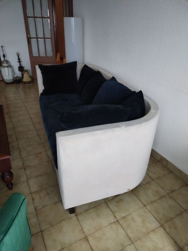 Divano a 3 posti beige e blu