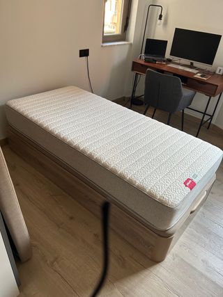 Canapé  + colchón viscoelástico Pikolin 90x190