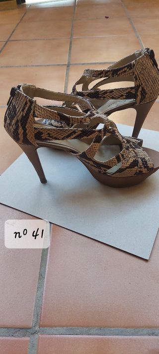 Zapatos negros Claudia - tacón