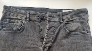 Vaquero gris hombre ajustado. Talla 40 W30 L30