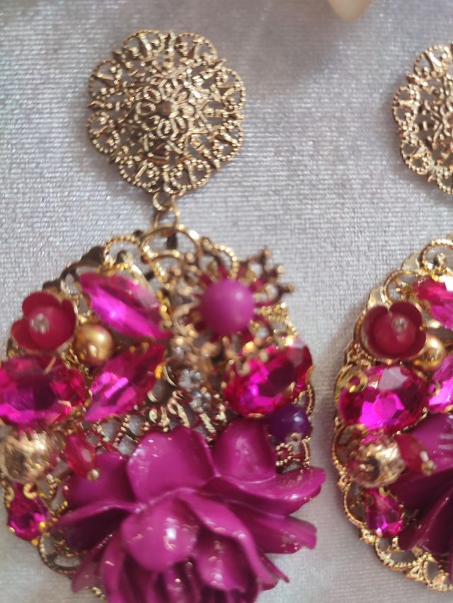 Pendientes flamenca dorados rosa