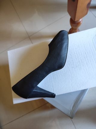 Zapatos negros de tacón