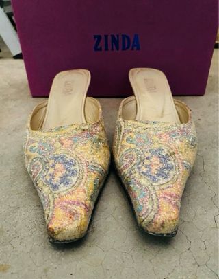 Sandalias tacón multicolor de ZINDA
