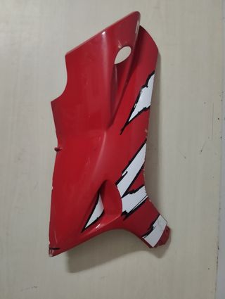 Tapa derecha Peugeot Speedfight 2