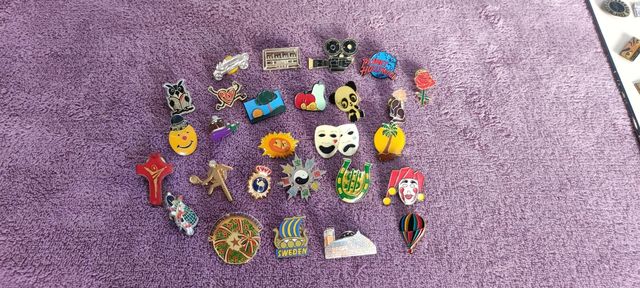LOTE 100 PINS VARIADOS ANTIGUOS