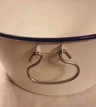 Barreño metal esmaltado blanco 20cm