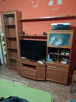 Mueble salón madera 70€