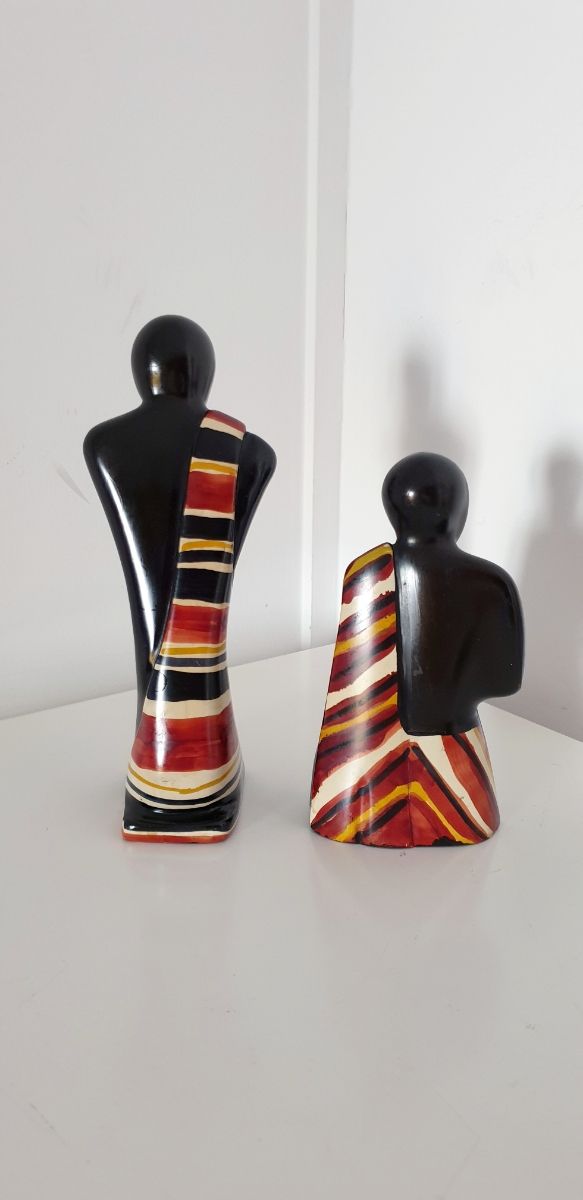 2 ESCULTURAS TALLADAS EN PIEDRA DE KENIA