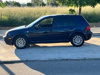 Volkswagen Golf 2003