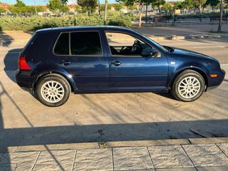 Volkswagen Golf 2003