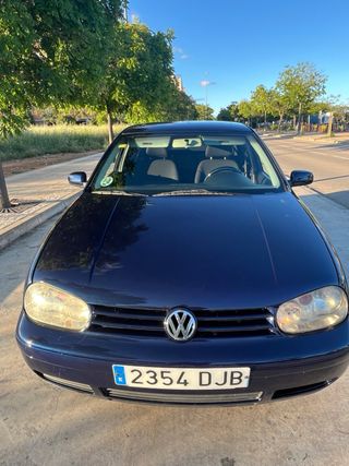 Volkswagen Golf 2003