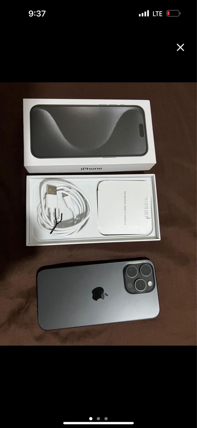 iPhone 15 Pro Max Gris Espacial