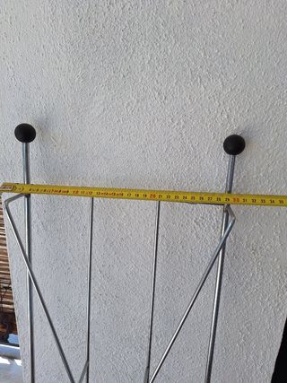 portariviste metallico argentato